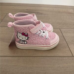 Hello Kitty Pink Patterned Sneakers for Kids